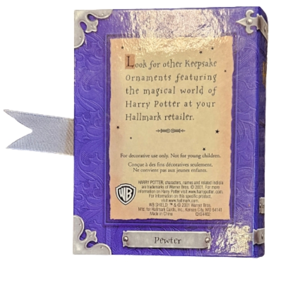 *NWOT Hallmark Harry Potter Chooses a Wand Pewter Keepsake Ornament - Picture 2 of 4